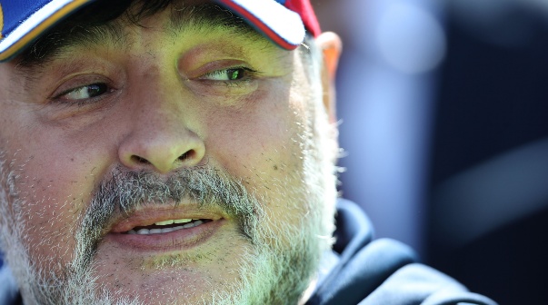 Diego Maradona dejó de ser el DT de Gimnasia