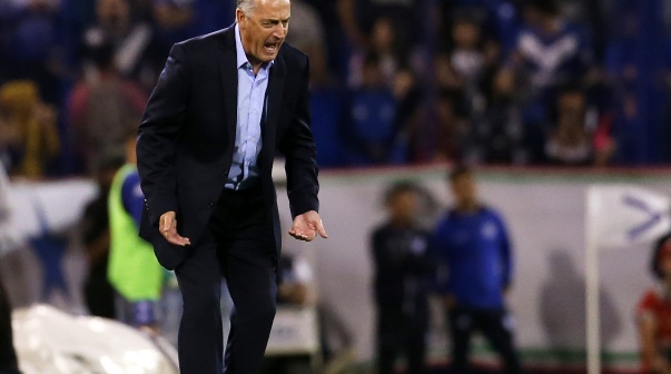 Gustavo Alfaro volvió a referirse a la semifinal de la Copa Libertadores. Foto: Fotobaires