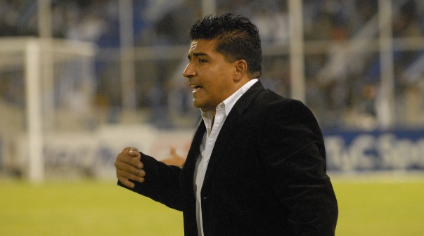 Sorpresa: Omar Asad es nuevo DT de un equipo de la Liga Profesional