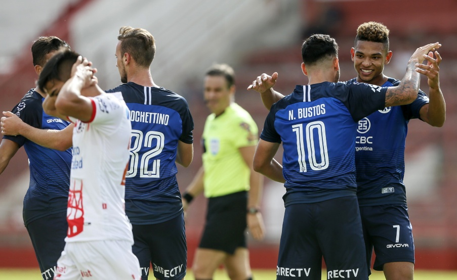 El festejo de Talleres ante Huracán(Fotobaires)