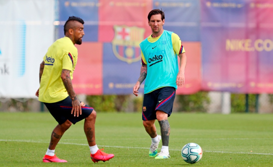 Un medio español aseguró que 5 jugadores del Barcelona sufrieron de coronavirus y el club no lo informó.(EFE, FC BARCELONA)