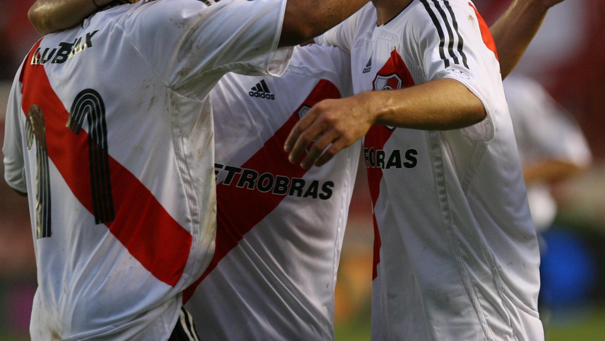 Antonio Alzamendi disparó fuerte contra la dirigencia de River.