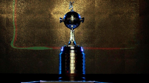 La Conmebol permitirá presentar una lista de buena fe de 40 jugadores para las copas Libertadores y Sudamericana.