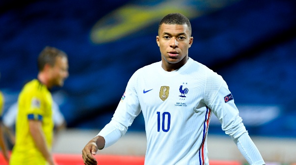 Confirman que Mbappé tiene coronavirus