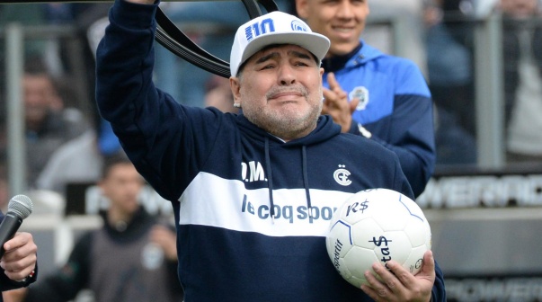 Diego Armando Maradona, entrenador de Gimnasia y Esgrima La Plata