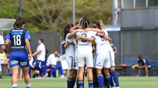 El presidente de CONMEBOL habló del futuro del fútbol femenino