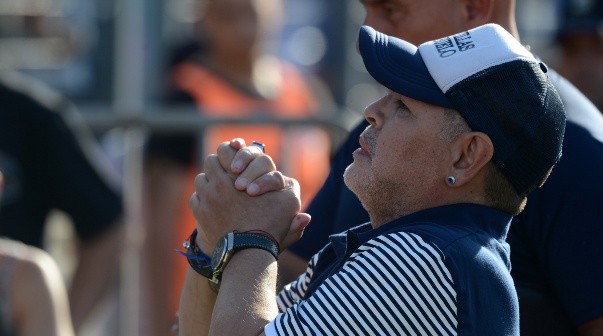 Dorados de Sinaloa rindió tributo a Diego Maradona