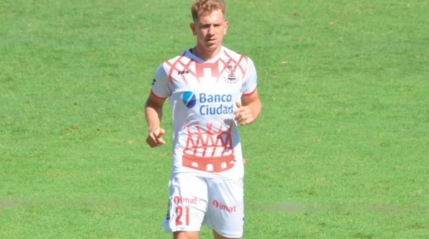 Esteban Rolón, mediocampista de Huracán