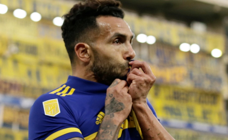 Carlos Tevez: Un retrato de Maradona, los botines blancos y la lección de su papá que le cambió la vida(BOCA)