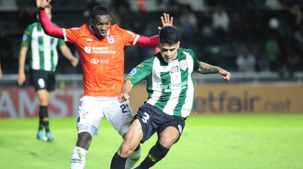 Banfield igualó ante Universidad Católica y quedó eliminado de la Copa Sudamericana