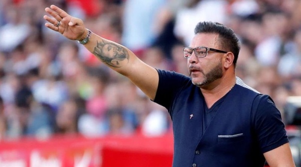 No es Mohamed: el DT que quiere Huracán para jugar contra San Lorenzo