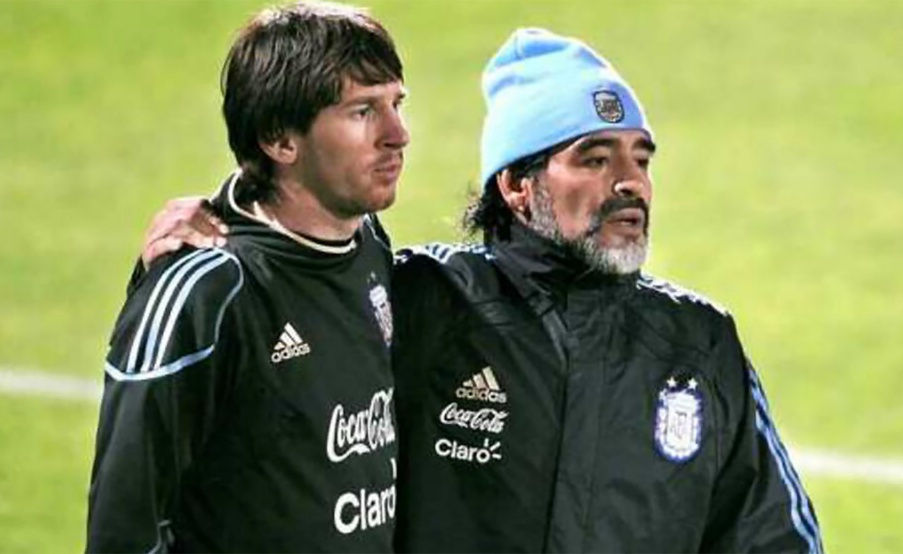 Messi y Maradona, los mejores de la historia(Fotobaires)