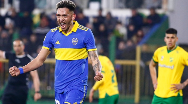 Boca recibió una oferta del fútbol europeo por Luis Vázquez