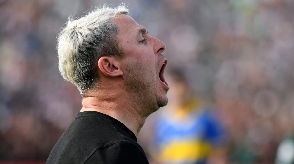 El palito de Damonte a Tevez por la polémica: 