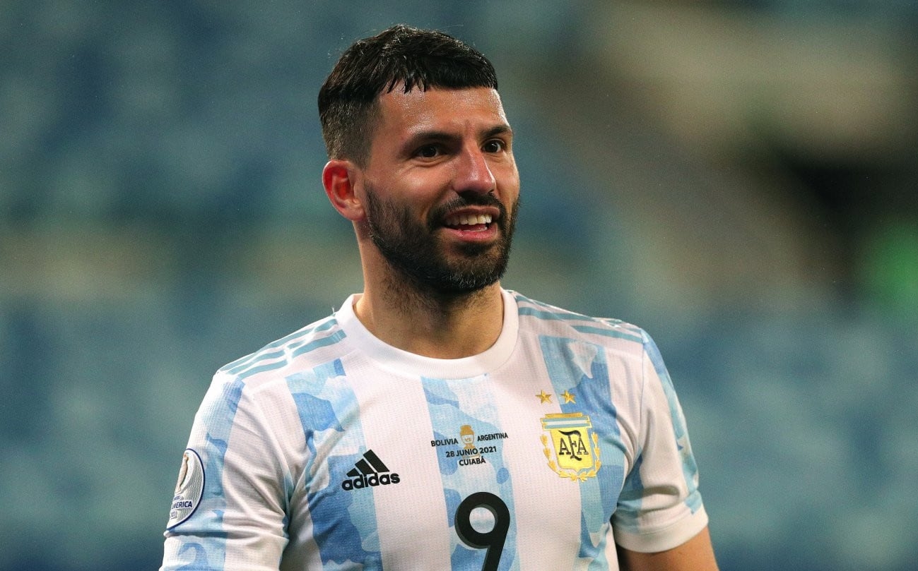 Inesperado: El Kun Agüero volverá a jugar para un club profesional
