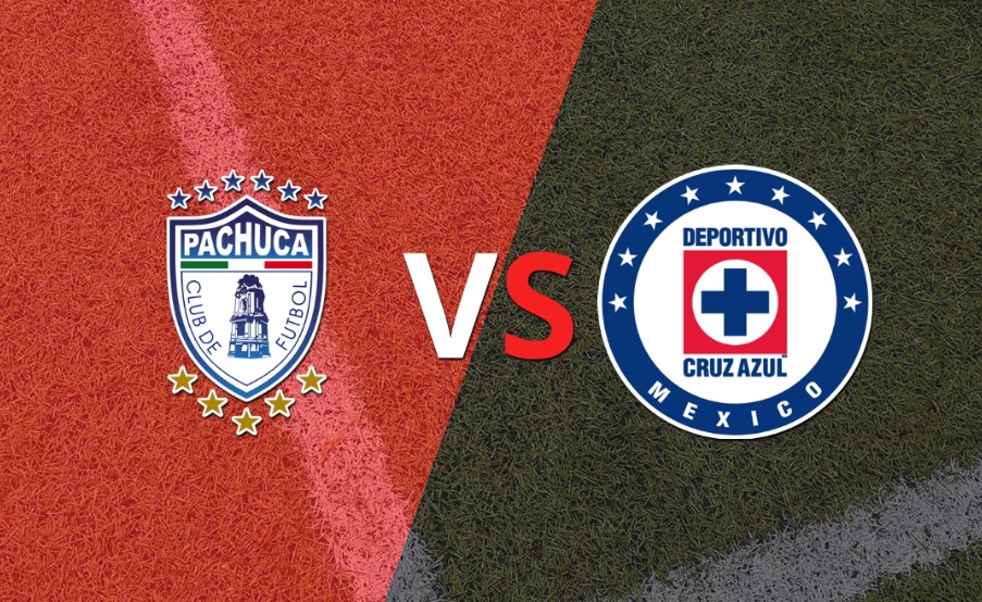 Cruz Azul vence parcialmente 1-0 a Pachuca