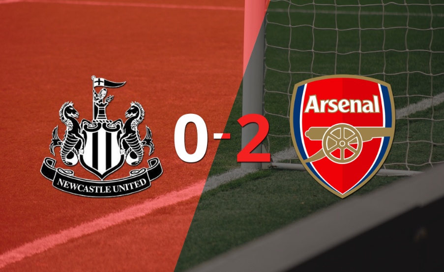 Arsenal, de visitante, derrotó 2-0 a Newcastle United