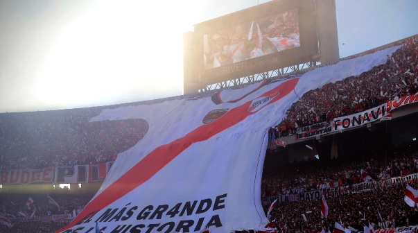 Lo pidieron los hinchas de River y podría jugar en Arabia Saudita con Neymar