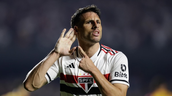 Jonathan Calleri confirmó su futuro tras el interés de River: 
