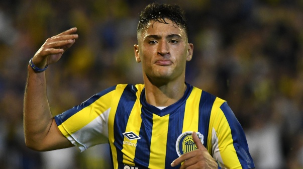 Tras sonar en Rosario Central, Véliz es apuntado por otro grande de la Liga Profesional