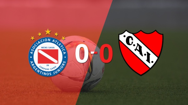 Argentinos Juniors e Independiente empataron sin goles
