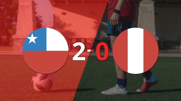 Perú cayó 2-0 en su visita a Chile