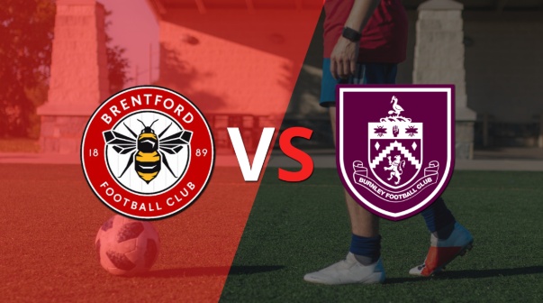 Victoria parcial deBrentford sobre Burnley en el estadio Gtech Community Stadium