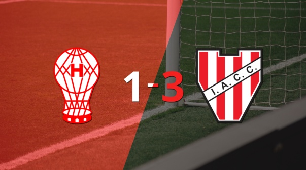 Instituto logró una destacada actuación al conseguir una victoria por 3 a 1 ante Huracán