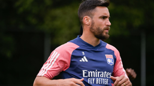 Nicolás Tagliafico en Lyon.