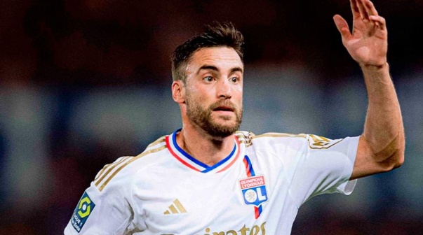 Giro inesperado para Tagliafico en el Lyon que podría influir en su futuro