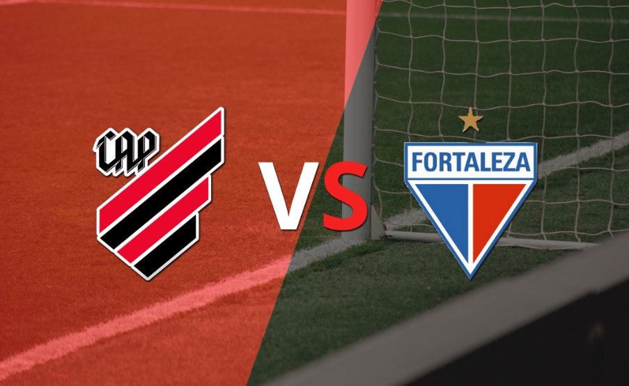 Athletico Paranaense pudo empatar el partido frente a Fortaleza