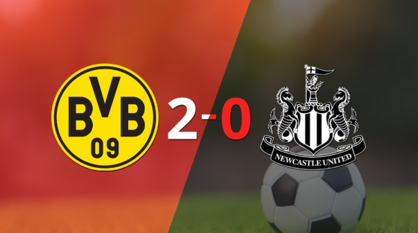 En su casa, Borussia Dortmund le ganó a Newcastle United por 2-0