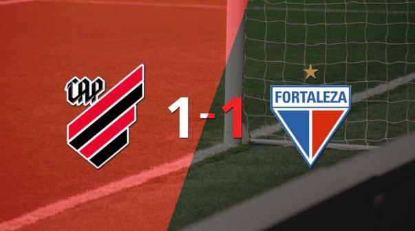 Athletico Paranaense y Fortaleza se reparten los puntos y empatan 1-1