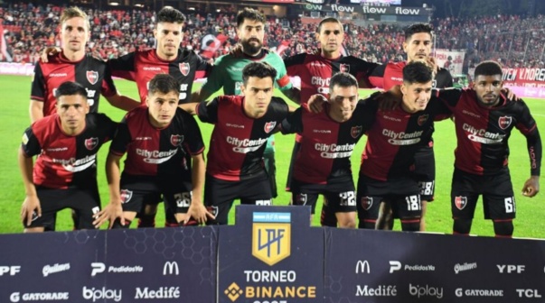 Un DT del fútbol argentino renunció y podría asumir en Newell's