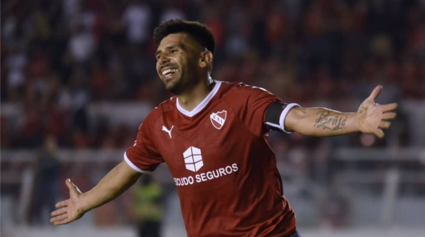 ¿Palo a Tevez? La respuesta de Silvio Romero por quedar libre en Independiente