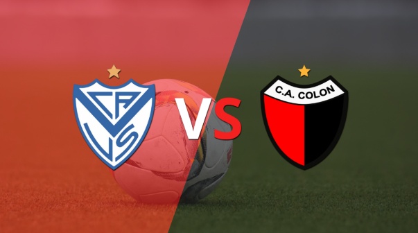 Anota Colón, pero sigue perdiendo con Vélez
