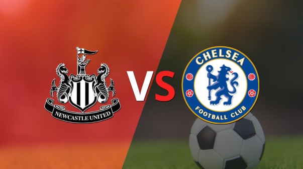 Arrancan las acciones del duelo entre Newcastle United y Chelsea