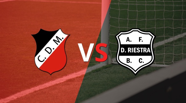 Deportivo Maipú pudo empatar el partido frente a Estudiantes (RC)