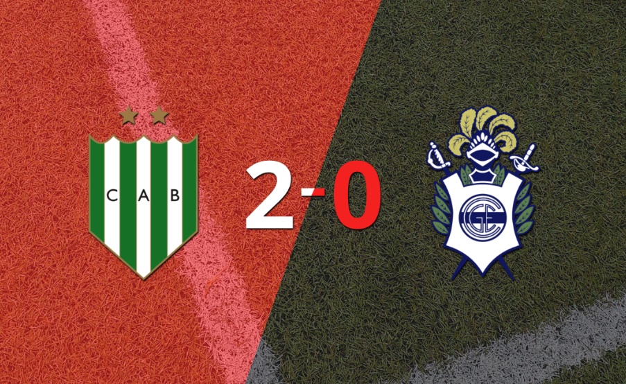 Banfield le ganó con claridad a Gimnasia por 2 a 0