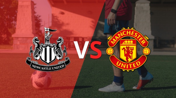 Newcastle United avanza 1 a 0 ante Manchester United en el estadio St. James Park