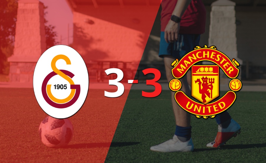 Pese a doblete de Hakim Ziyech, Galatasaray empató con Manchester United