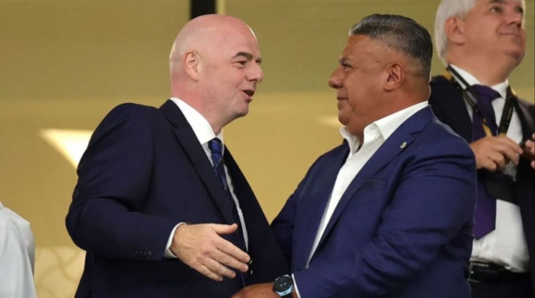 El llamativo guiño de Gianni Infantino desde FIFA al Chiqui Tapia: 