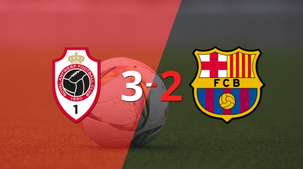 Con una mínima ventaja, Royal Antwerp venció a Barcelona en un duelo lleno de goles