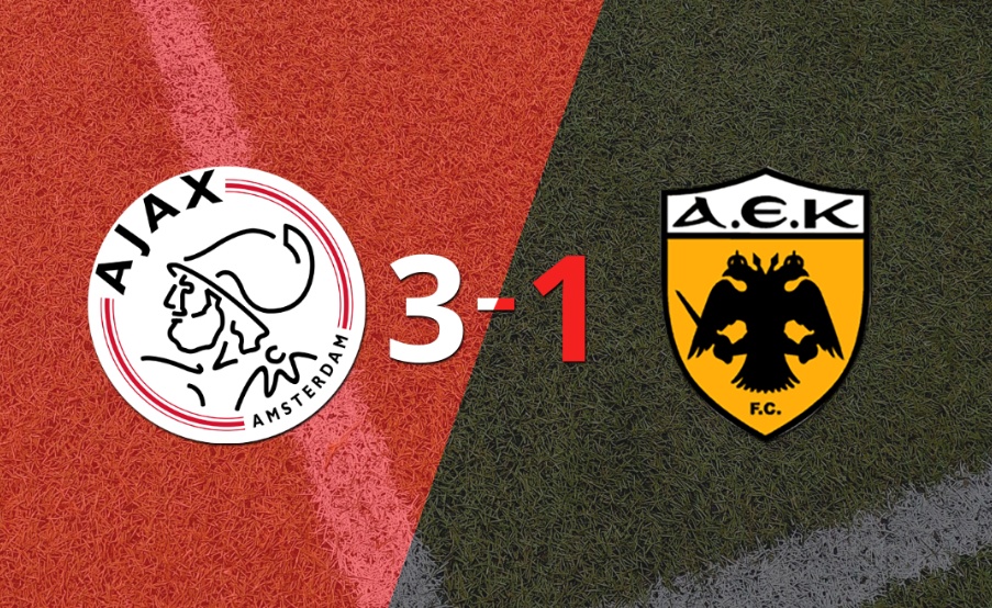 Doblete de Chuba Akpom en el triunfo 3-1 de Ajax frente a AEK