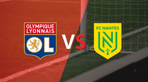 Olympique Lyon gana 1 a 0 en el estadio Groupama Stadium