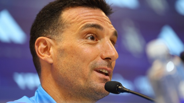 ¿Se va? Scaloni aparece en el radar de un inesperado equipo