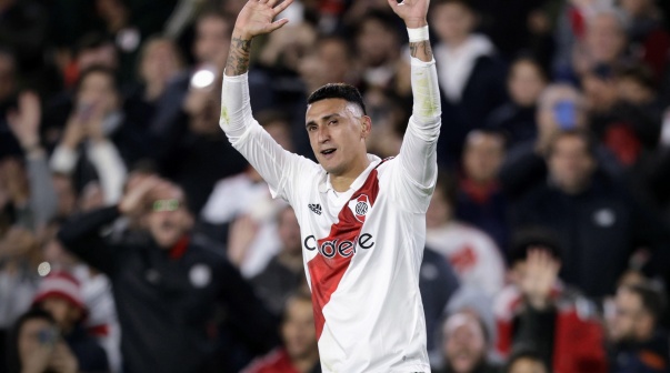 Tras su paso por River, Matías Suárez fue presentado en un inesperado club