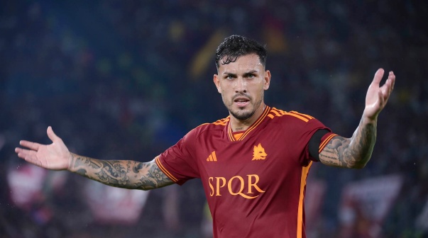 La respuesta de Paredes después de su cruce con Palacios: 