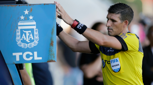 El VAR, protagonista en el fútbol argentino