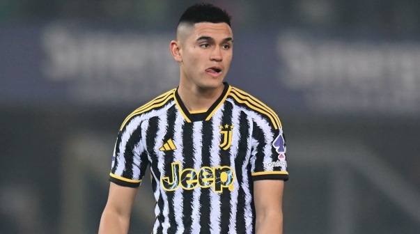 Carlos Alcaraz deja el Flamengo y regresa al fútbol europeo